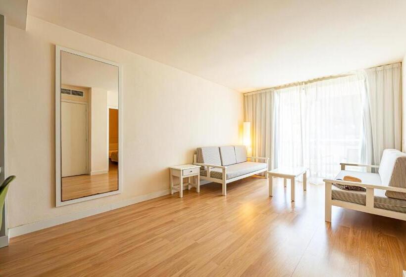 ジュニアスイート, Rosella affiliated by Intelier