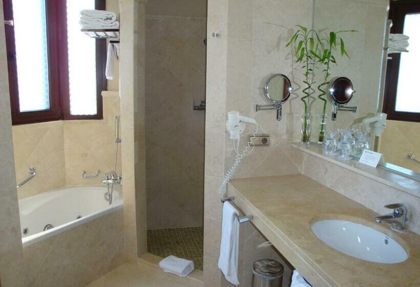 חדר פרמיום, SH Villa Gadea