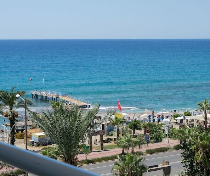 Quarto Familiar, Kaila Beach Hotel   All Inclusive