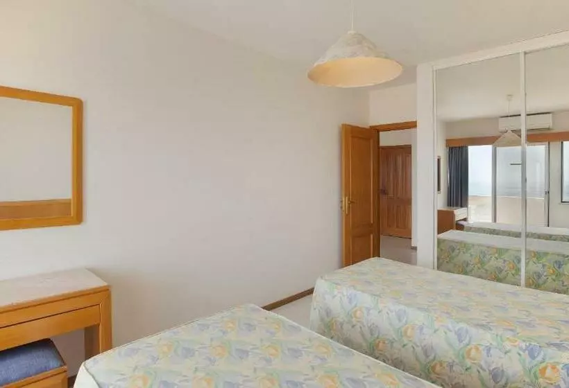 1 Bedroom Apartment Sea View