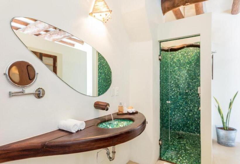 غرفة قياسية مطلّة علي البحر, Villas Flamingos