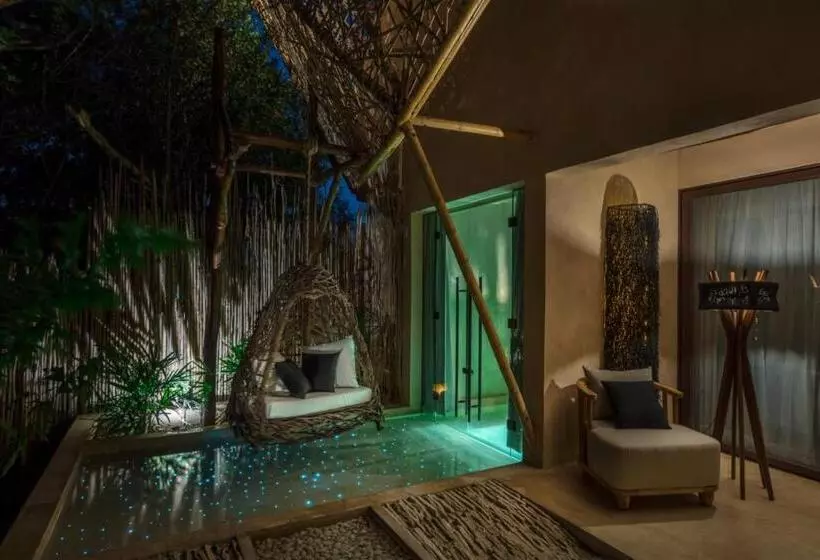 سوئیت جونیور با استخر, Villas Flamingos
