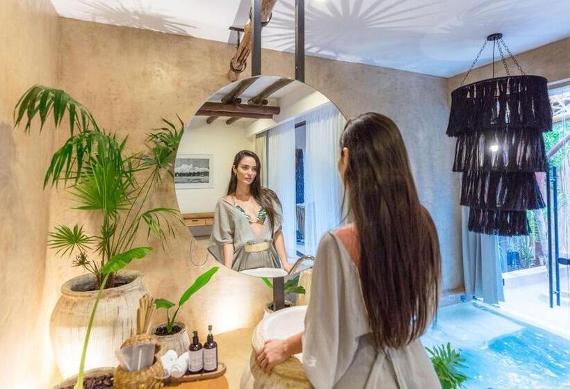 جناح جونيور مزوَّد بحمام سباحة, Villas Flamingos