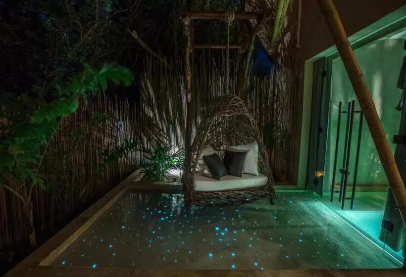 سوئیت جونیور با استخر, Villas Flamingos