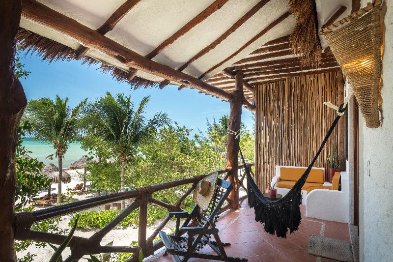 غرفة قياسية مطلّة علي البحر, Villas Flamingos