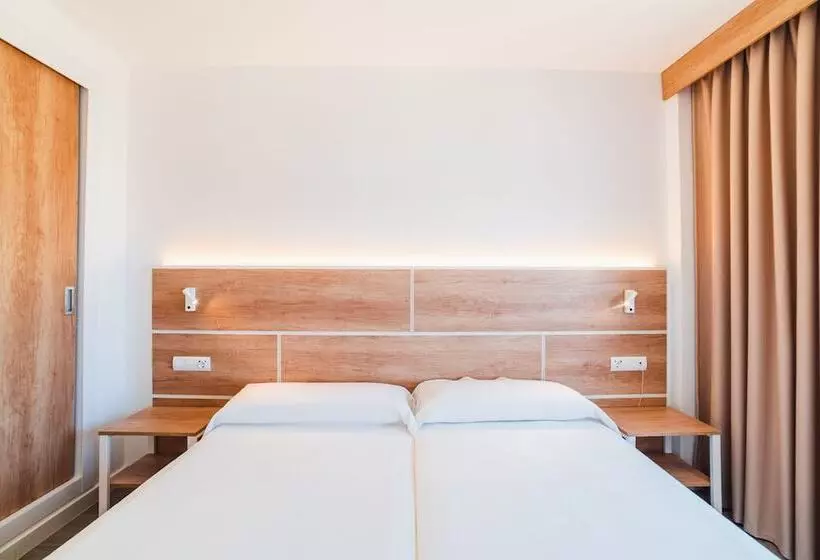 آپارتمان 1 خوابه با چشمانداز استخر, ENDLSS BEACH & DISCO HOTEL IBIZA Adults Only