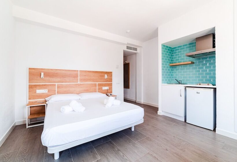 プールビュースタンダードステューディオ, ENDLSS BEACH & DISCO HOTEL IBIZA Adults Only
