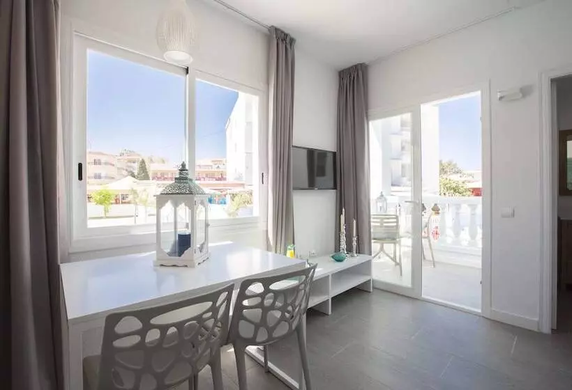 استودیو استاندارد با چشمانداز استخر, ENDLSS BEACH & DISCO HOTEL IBIZA Adults Only