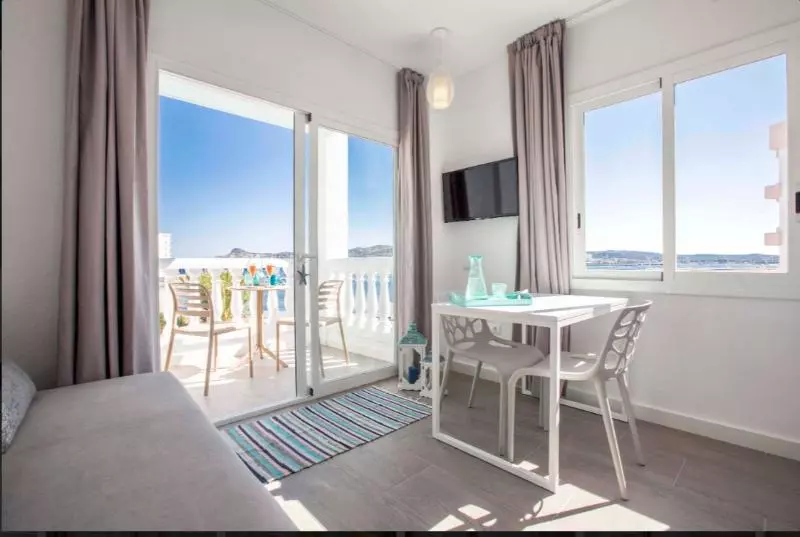آپارتمان 1 خوابه با چشمانداز دریا, ENDLSS BEACH & DISCO HOTEL IBIZA Adults Only