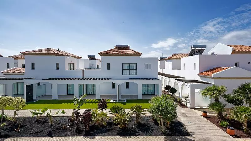 سوییت جونیور, Broncemar Beach Suites