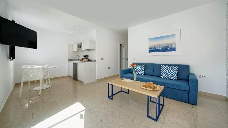 اتاق لوکس, Broncemar Beach Suites