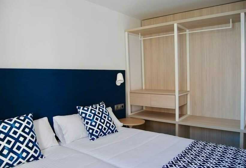 חדר משפחתי, Broncemar Beach Suites