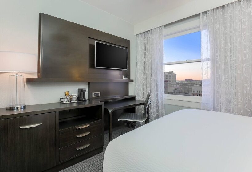 Standard Værelse Dobbeltseng Tilpasset til Handicappede, Courtyard By Marriott San Francisco Union Square