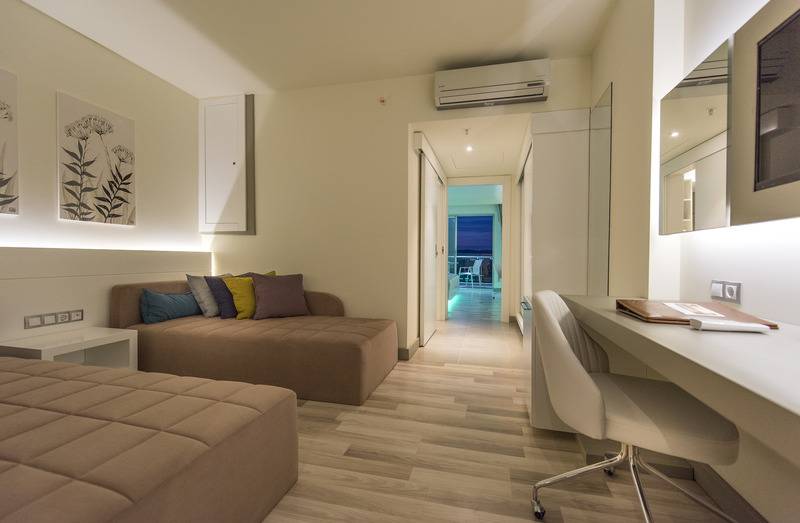 패밀리 룸 측면 바다 전망, Flora Garden Ephesus Hotel Kuåÿadasä±