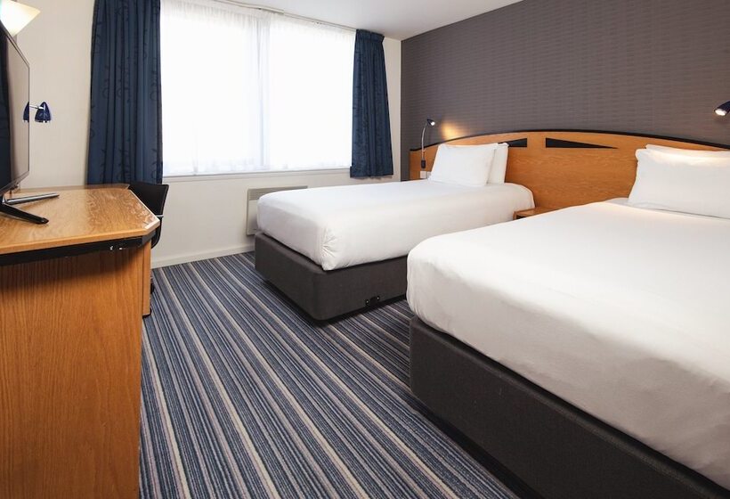 스탠다드 룸, Holiday Inn Express Bristol City Centre, An Ihg