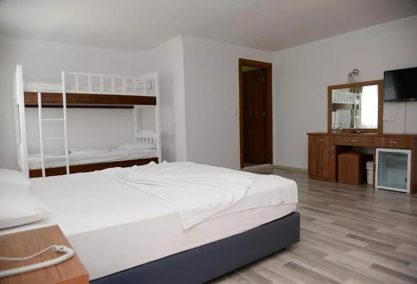 Perhehuone, Karbel Hotel All Inclusive