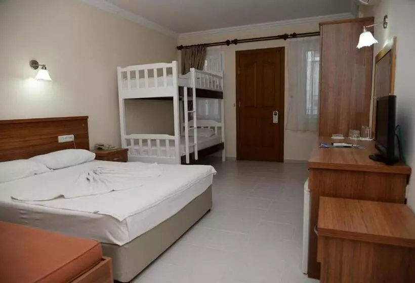 Perhehuone, Karbel Hotel All Inclusive