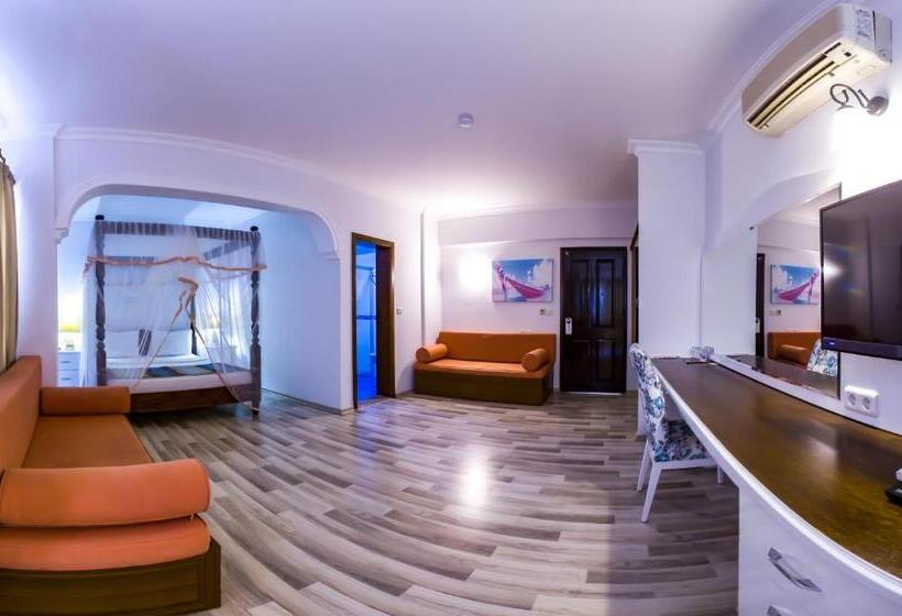 Полулюкс с Балконом, Karbel Hotel   All Inclusive