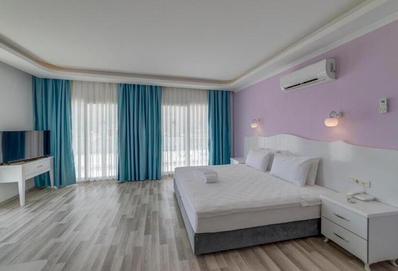 バルコニー付きジュニアスイート, Karbel Hotel   All Inclusive