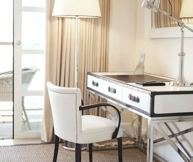 غرفة بريميوم, Cameo Beverly Hills