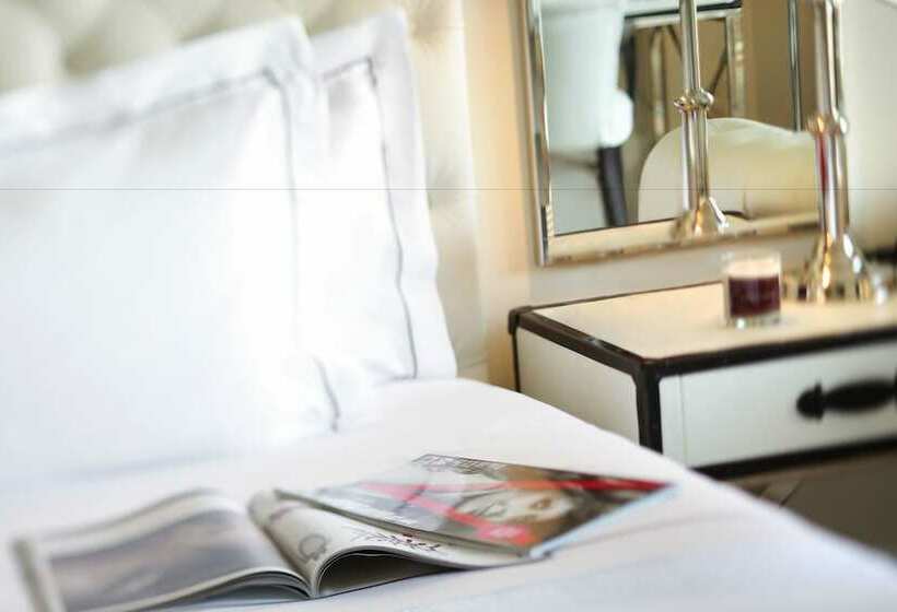 جناح, Cameo Beverly Hills