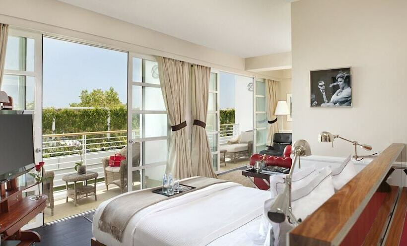 جناح كلاسيكي, Cameo Beverly Hills