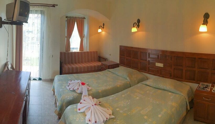 バルコニー付きスタンダードルーム, Oykun