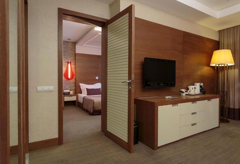 デラックスルーム, Pirate S Beach Club