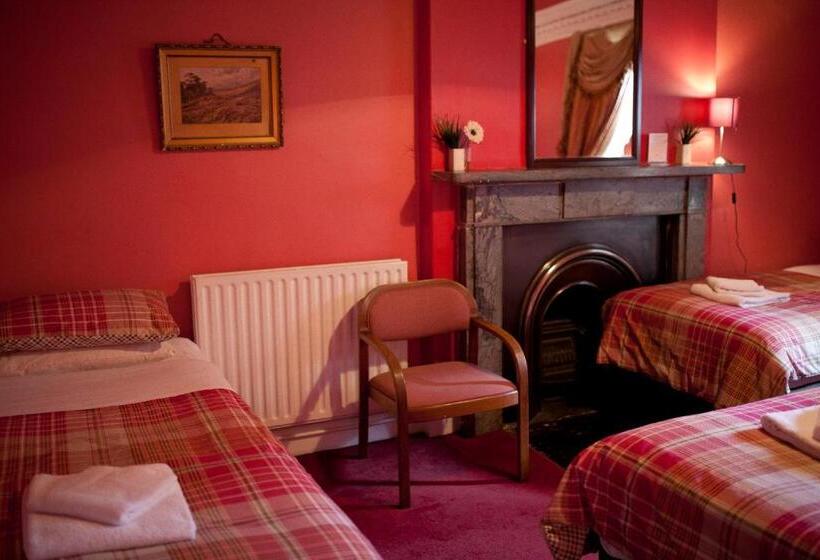 4인용 스탠다드 룸, Regent House Hotel   City Centre