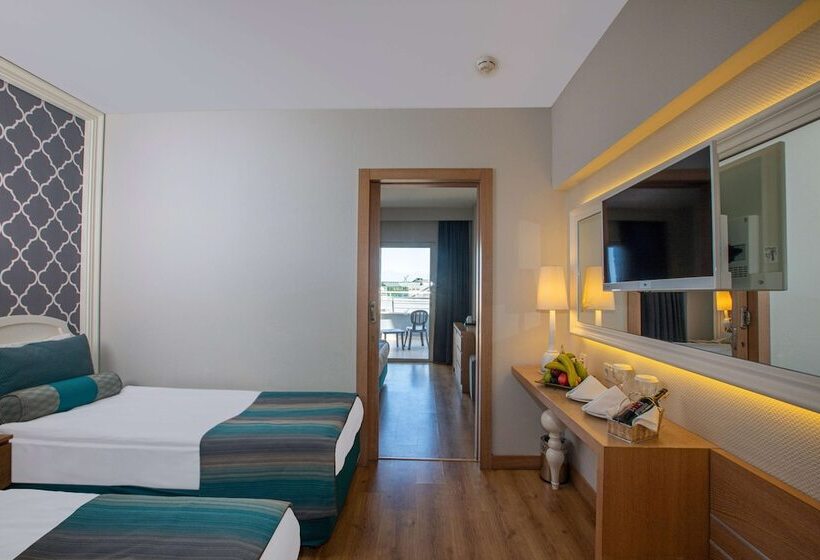 اتاق خانوادگی, Sherwood Exclusive Lara