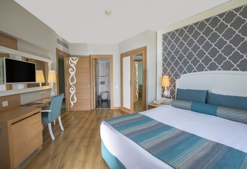 سوییت خانوادگی, Sherwood Exclusive Lara