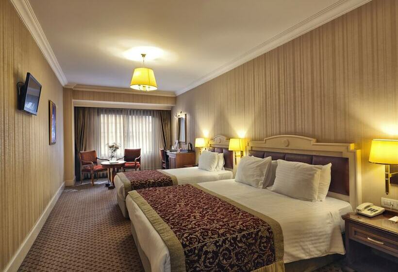 اتاق خانوادگی, Taksim Metropark