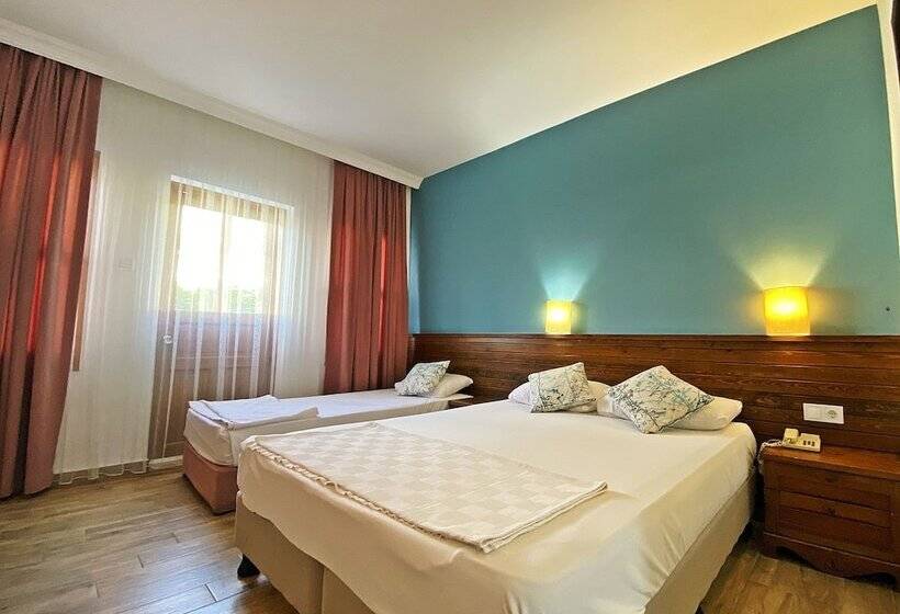 Номер Стандарт Трехместный, Zehra Tatil Köyü  Halal All Inclusive