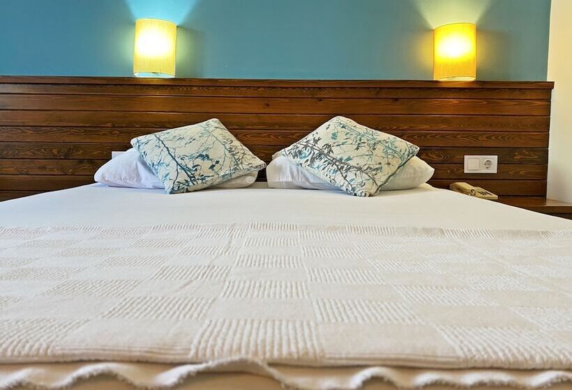 Номер Стандарт Трехместный, Zehra Tatil Köyü  Halal All Inclusive