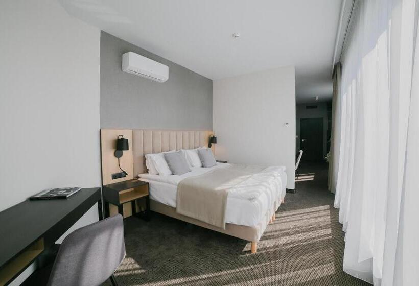 キングサイズベッドのスーペリアルーム, B&b Hotel Warsaw East