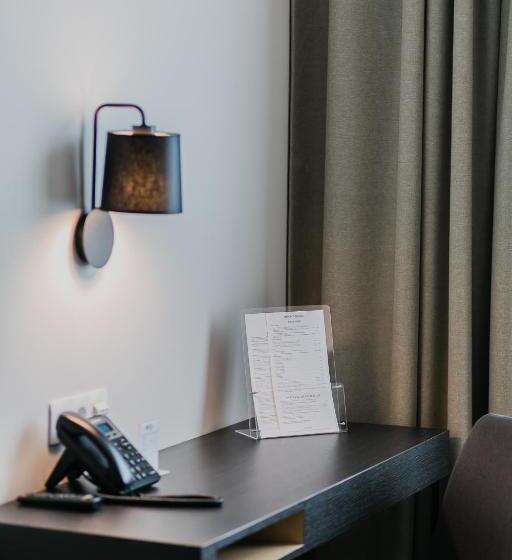 キングサイズベッドのスタンダードルーム, B&b Hotel Warsaw East