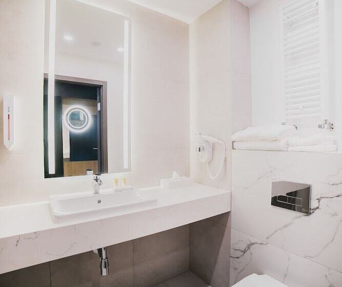 اتاق استاندارد, B&b Hotel Warsaw East
