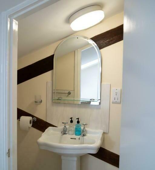 标准间, Higher Farm