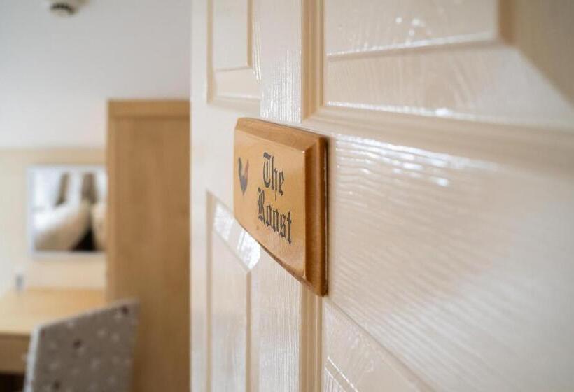 标准间, Higher Farm