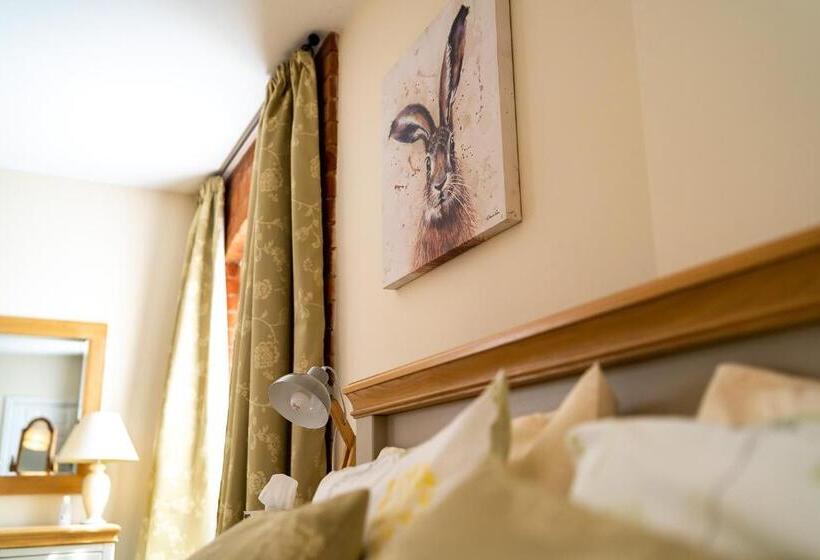 高级套房, Higher Farm