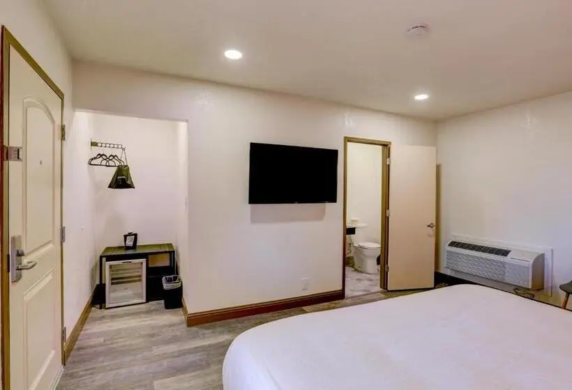 キングサイズベッドのデラックスルーム, The Greens Hotel On Stockton