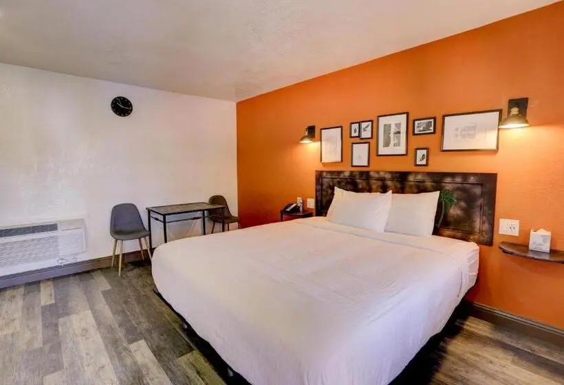 キングサイズベッドのデラックスルーム, The Greens Hotel On Stockton
