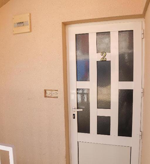 استودیو استاندارد با چشم‌انداز باغ, Guest House Godimento