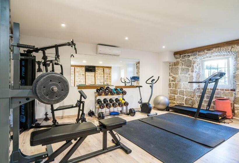 Апартаменты 2 спальни Вид на Сад, Guest House Godimento