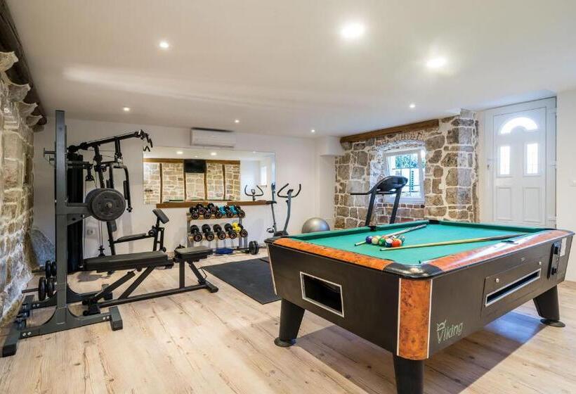 Апартаменты 2 спальни Вид на Сад, Guest House Godimento