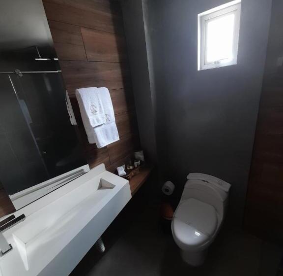 غرفة ديلوكس, Albura