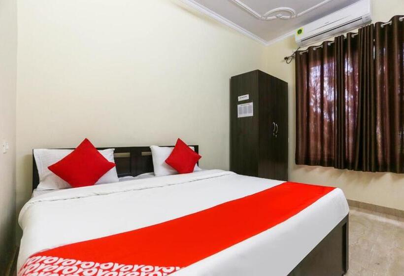 디럭스 트리플 룸, Flagship 48731 Pradeep Hostel