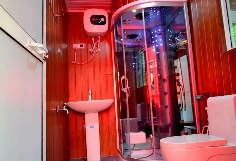 جناح عائلي, Grand Adamspeak Cabana Suite