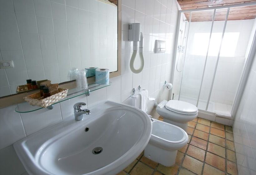 Номер Стандарт, Alla Giudecca