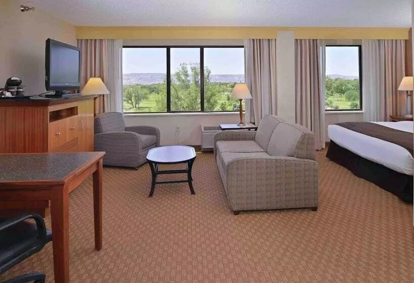 سوییت جونیور, Doubletree Hotel Grand Junction